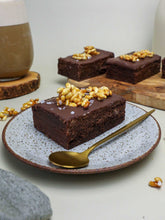 Load image into Gallery viewer, caramel-vegan-brownie-delivered-to-your-Door
