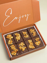 Load image into Gallery viewer, Large-portion-brownie-with-a-center-of-caramel-perfect-gift-box
