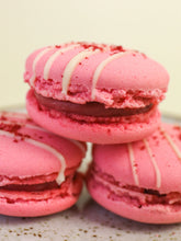 Load image into Gallery viewer, Vegan-raspberry-macarons-filled-with-raspberr-cream
